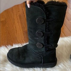 Uggs Bailey button tripled boot